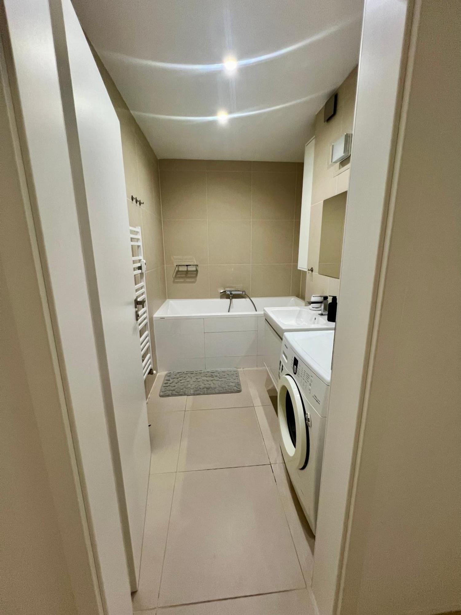 Luxury Apartman 波切尼斯 外观 照片